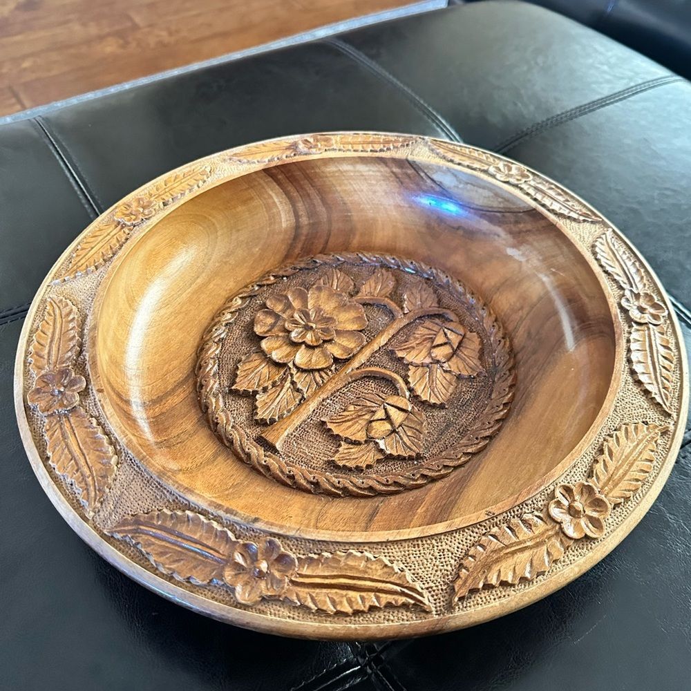 Antique or Vtg German Carved Turned Wood Bowl Decorative Floral 14” Wall Decor